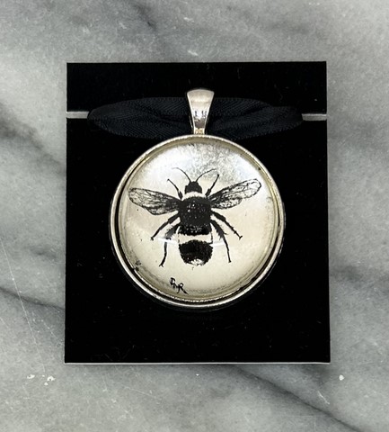 White Gold Bumble Bee